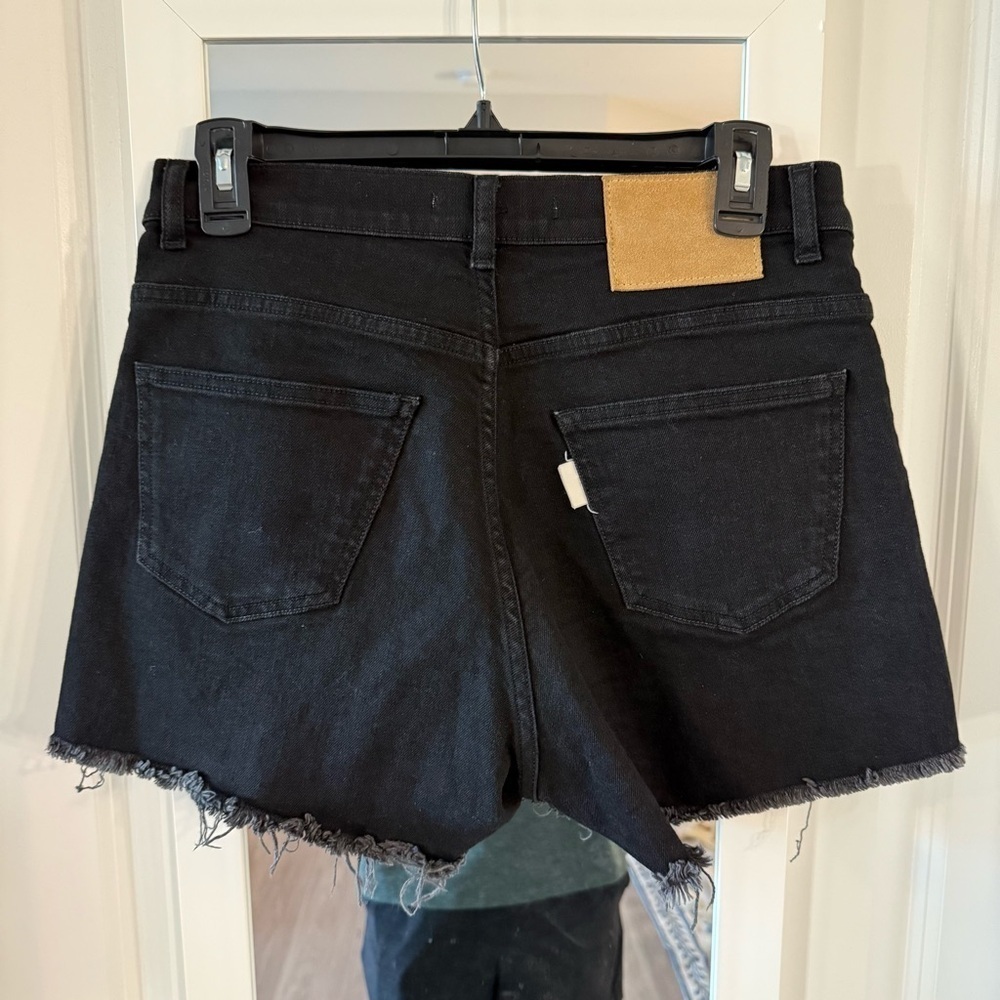 Women’s Off White Denim Shorts Size 27 Color Black White - Picture 4 of 6